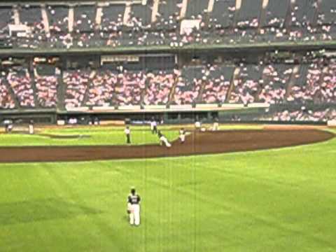 2013.08.04 ロッテvsオリックス@ほっともっとフィールド神戸 2回裏、糸井のテーマ，得点テーマ
