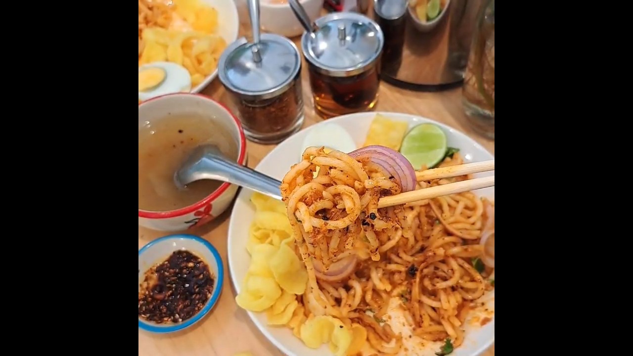 မြန်မာငွေ ၈၀၀၀ကျပ် နန်းကြီးသုပ် / Myanmar Nan Gyi Thoke 