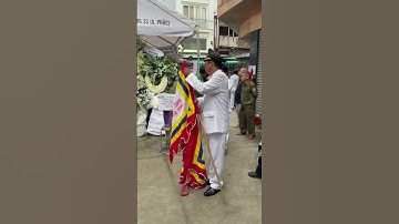 Gia Đình Khóc Nức Nở Đem Di Ảnh Ngọc Trinh