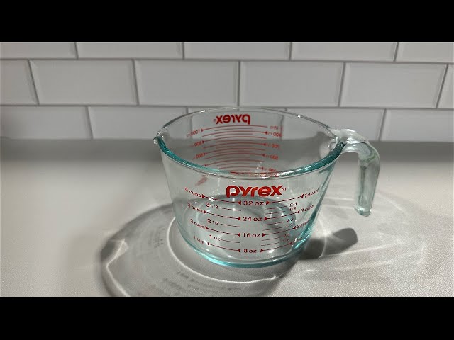 Pyrex 4 Cup Measuring Cup