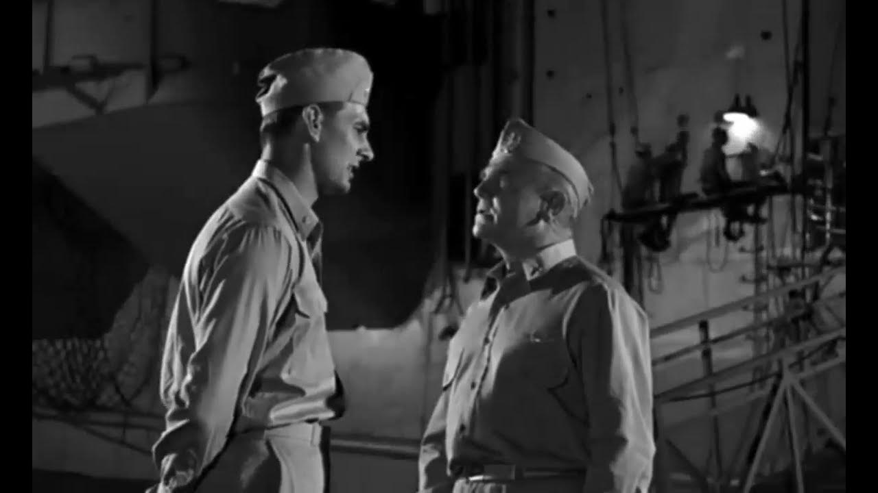 HALSEY VISITA LAS REPARACIONES DEL USS ENTERPRISE. THE GALLANT HOURS