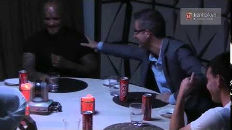 vietsub Coca-Cola Can Without A Label - Nhãn mác dành cho lon đồ uống, không dành cho con người