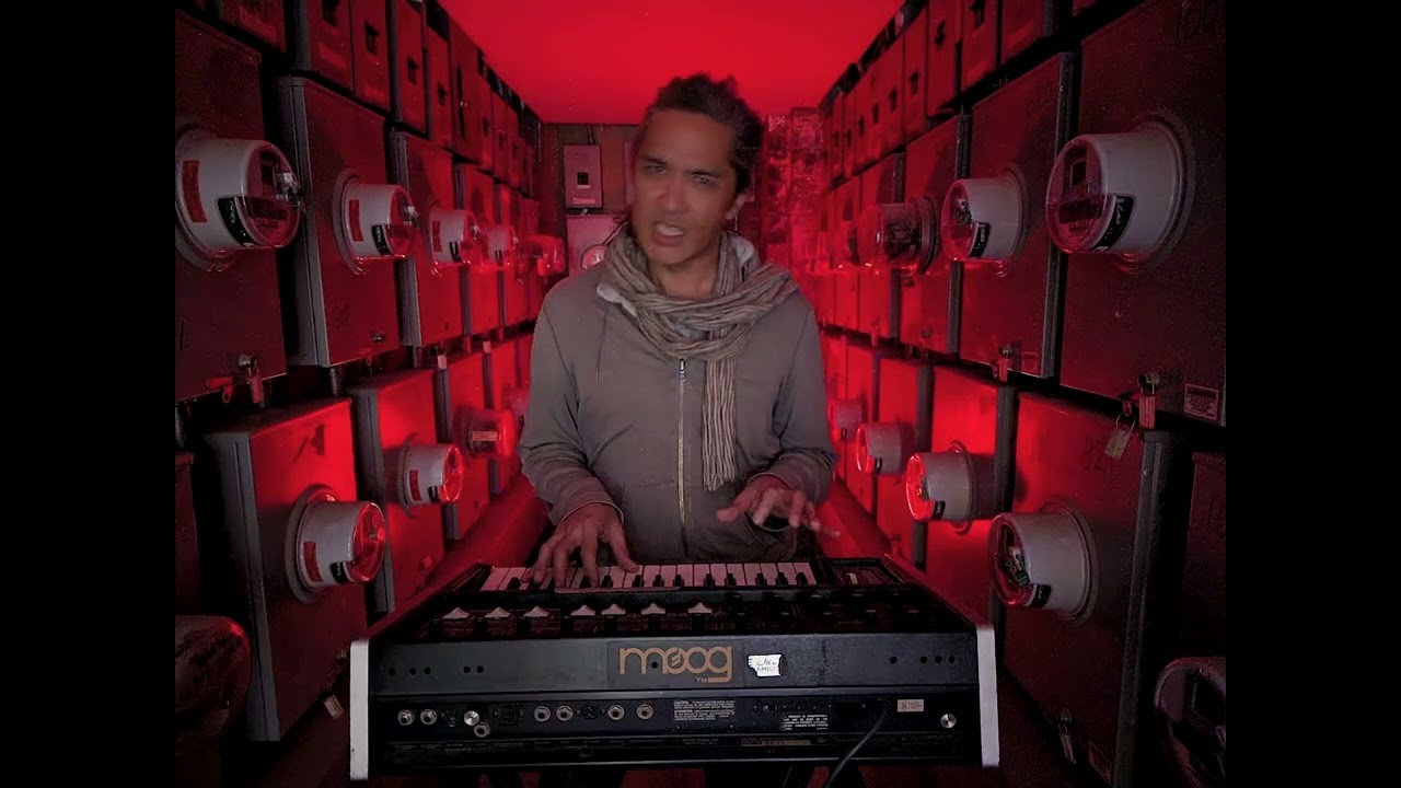 Obejrzyj +/- {Plus/Minus} - Borrowed Time w YouTube Obejrzyj +/- {Plus/Minus} - Borrowed Time w YouTube