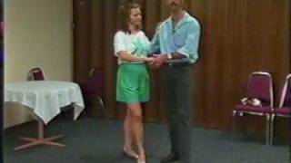 Learn to Dance Hustle with Mario Robau - part 1
