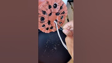 Improvised self watering system. #diy #gardening #houseplants #succulent #transplants #repotting