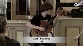 Gitaarsalon-Victor Fouriaud - Tango en skai (R. Dyens)