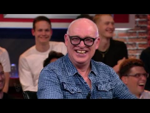 Erik ten Hag hakkelt in het Engels: "It, it, it..." - VOETBAL INSIDE