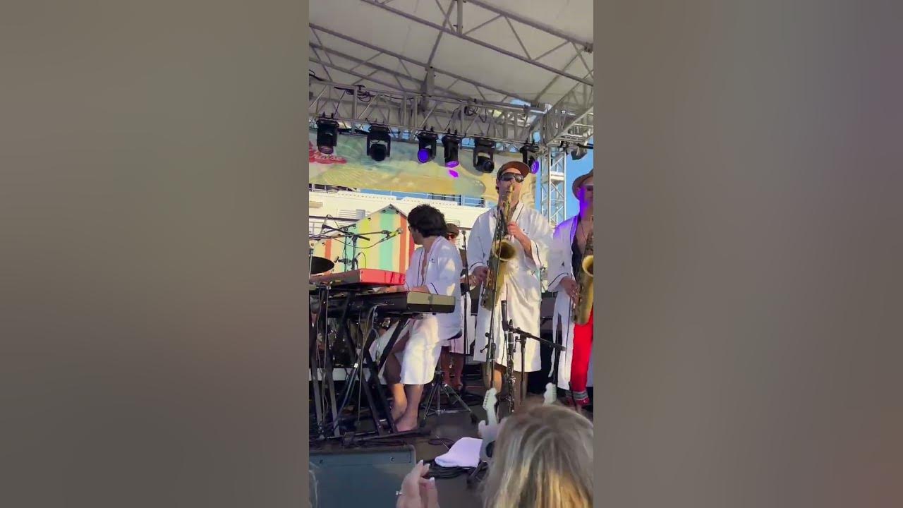 The California Honeydrops - Sandy Beaches Cruise