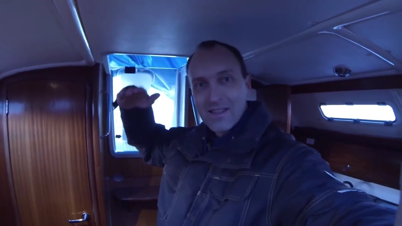 New companionway plexiglass and my first 1000 subscribers