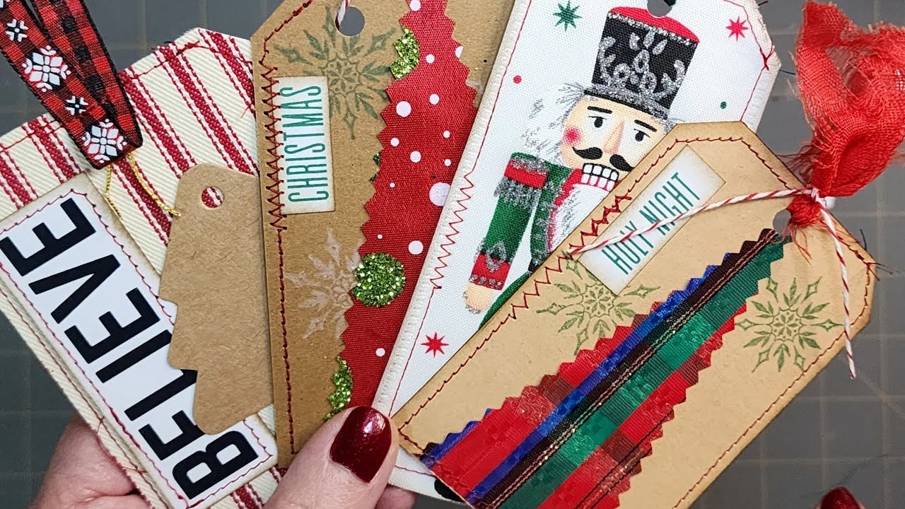 Подарочные бирки, сделанные своими руками — достаточно милые, чтобы использовать их в качестве ёл...