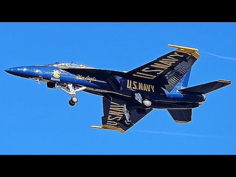 US Navy Boeing F/A-18F Super Hornet [165805] "Blue Angels" Landing at PDX