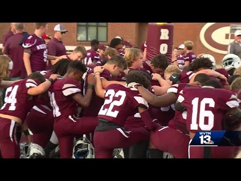 Gardendale High School community supports prayer during sporting events