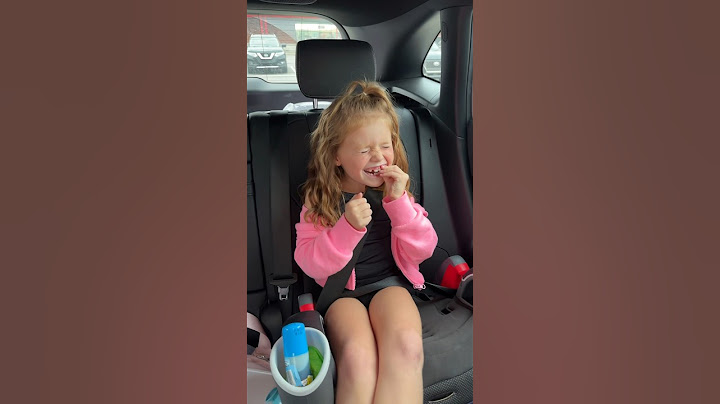 SHE PULLED OUT HER TOOTH FOR $20 🦷🤑😱 @HallieOnStage114 @agset211 #shorts #prank