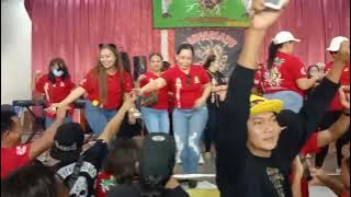 sambo lagi nyanyi