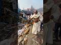 अस्थिय को गंगा किनारे लेकर जाते हुए परिवार जनक 🙏 मणिकर्णिका बनारस 🕉️🔱 #shortvideo #ganga
