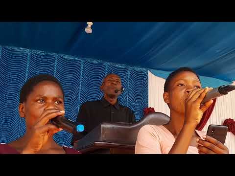 HITIMISHO LA MAKAMBI KATIKA MTAA WA MEATU MWANHUZI PRAISE TEAM