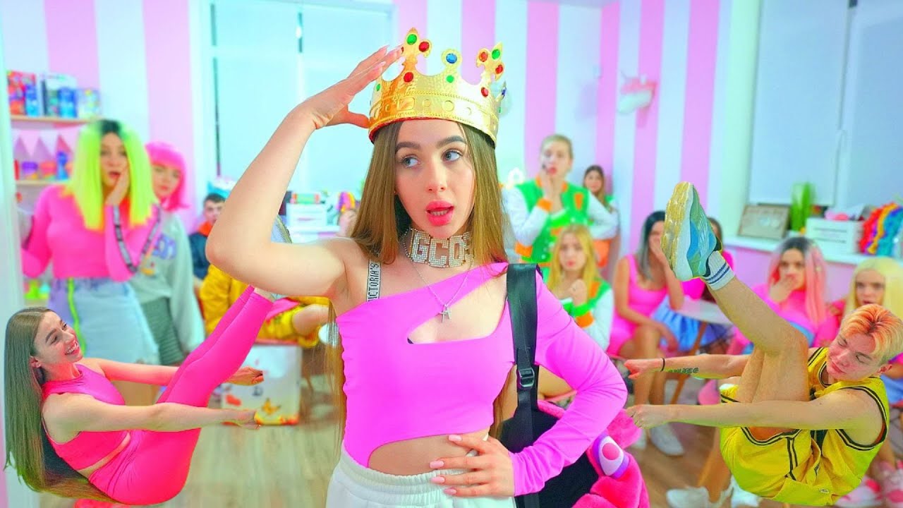 ДИЈАНА ЈЕ ДОКАЗАЛА ДА ЈЕ ОНА КРАЉИЦА ШКОЛЕ ЧИРЛИДЕРКИ!👑Побуњенице су у шоку хоће да јој скину круну🔥