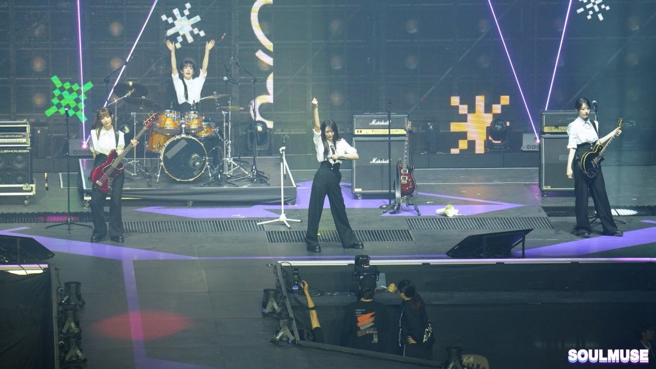 [4K]250621 QWER 눈물참기 & 고민중독 직캠 by Soulmuse