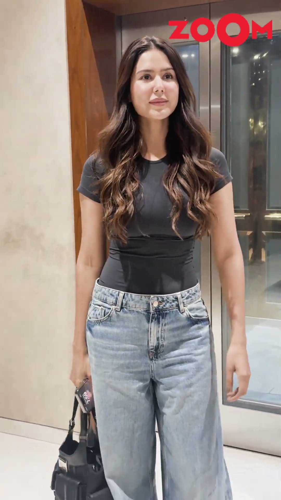 Sonam Bajwa STUNS with her casual look as spotted at Mukesh Chhabra's office ? #sonambajwa #shorts