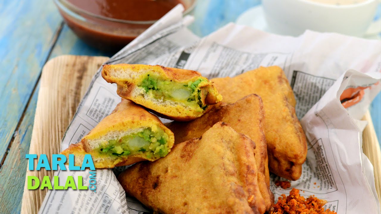 Bread Pakoda (Mumbai Roadside Snacks)  by Tarla Dalal