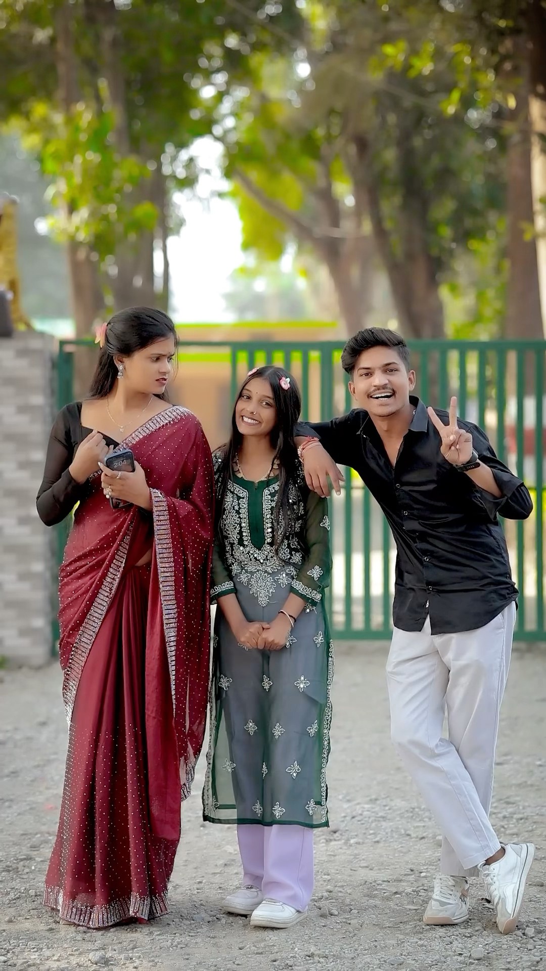 Dusman na kare dost ne Jo kaam kiya hai