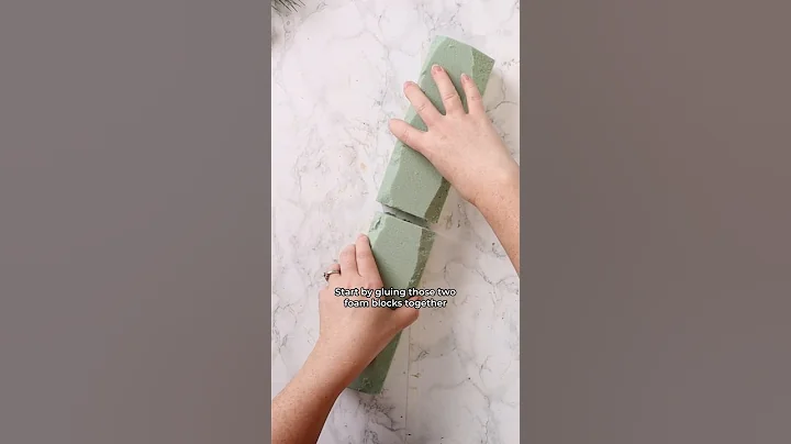 I Made A Stunning DIY Dollar Tree Centerpiece for Christmas! 🎄 #dollartreediy