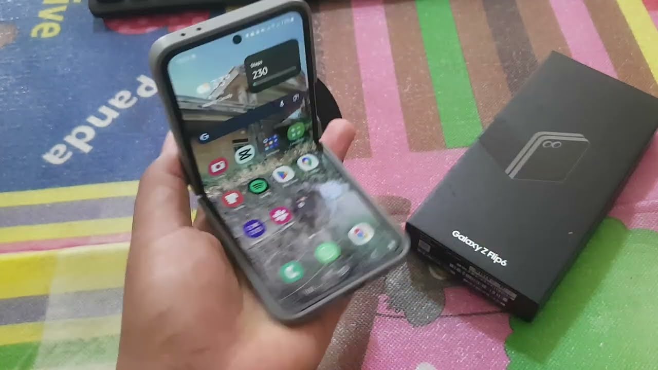 How to Turn On or Off Gmail Personalization Using Shared Data on Samsung Z Flip 6 (Android 14)