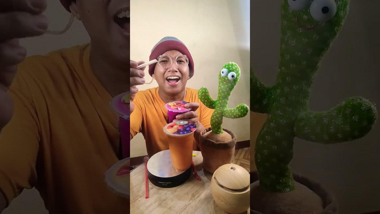 Minum Jus Buah Naga dengan Sedotan Kacamata 