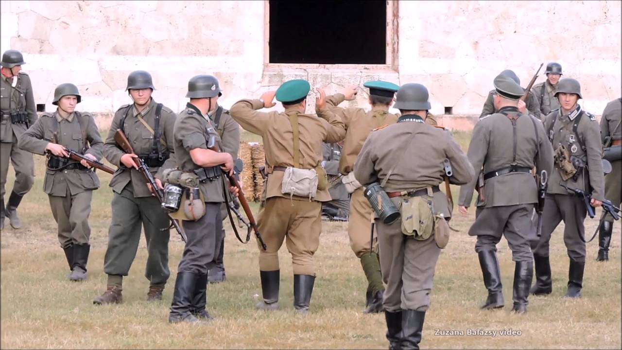 Ukážky bojov  z II. svetovej vojny Monoštorská pevnosť Komárom 1.10.2016
