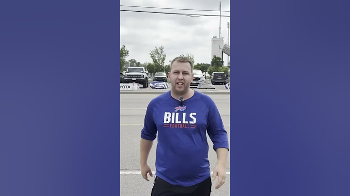 Walking from Old to New Highmark Stadium | Buffalo Bills Begin a New Era