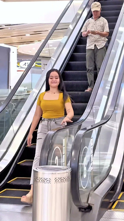 Sentuh cewek gemoy sampai di kejar😍 #prank #funny
