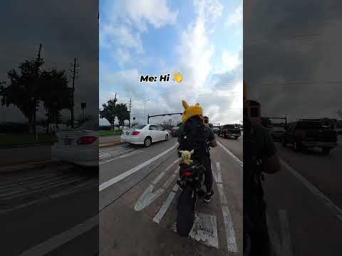 Getting spotted at a red light moment
