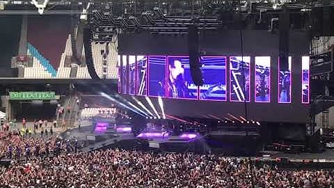 PRESSURE, w/ ALGORITHM (Alternate Reality) - Muse [Live In London, Olympic Stadium. 01 June 2019]
