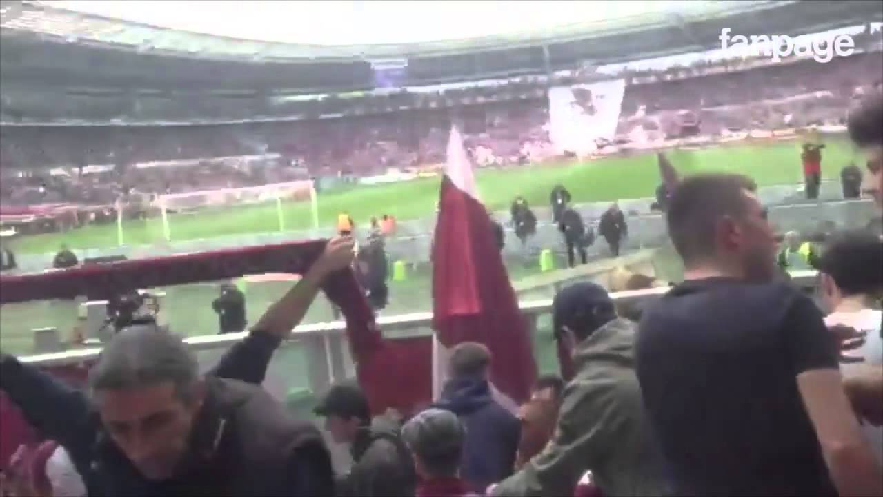 Torino-Juventus, lo scoppio della bomba carta che ferisce 11 tifosi granata