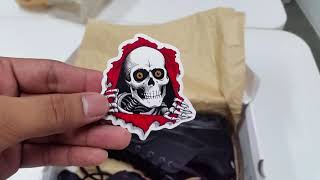 Unboxing my new Globe Shoes