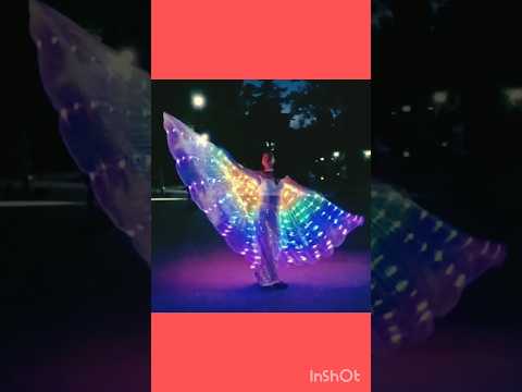 Танец с крыльями уличное шоу #music #bellydance #мир #танцы #шоу #крылья #гиопика