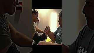 world's biggest hands vs armwrestlers !!! #Armwrestling #BiggestHands #Strength