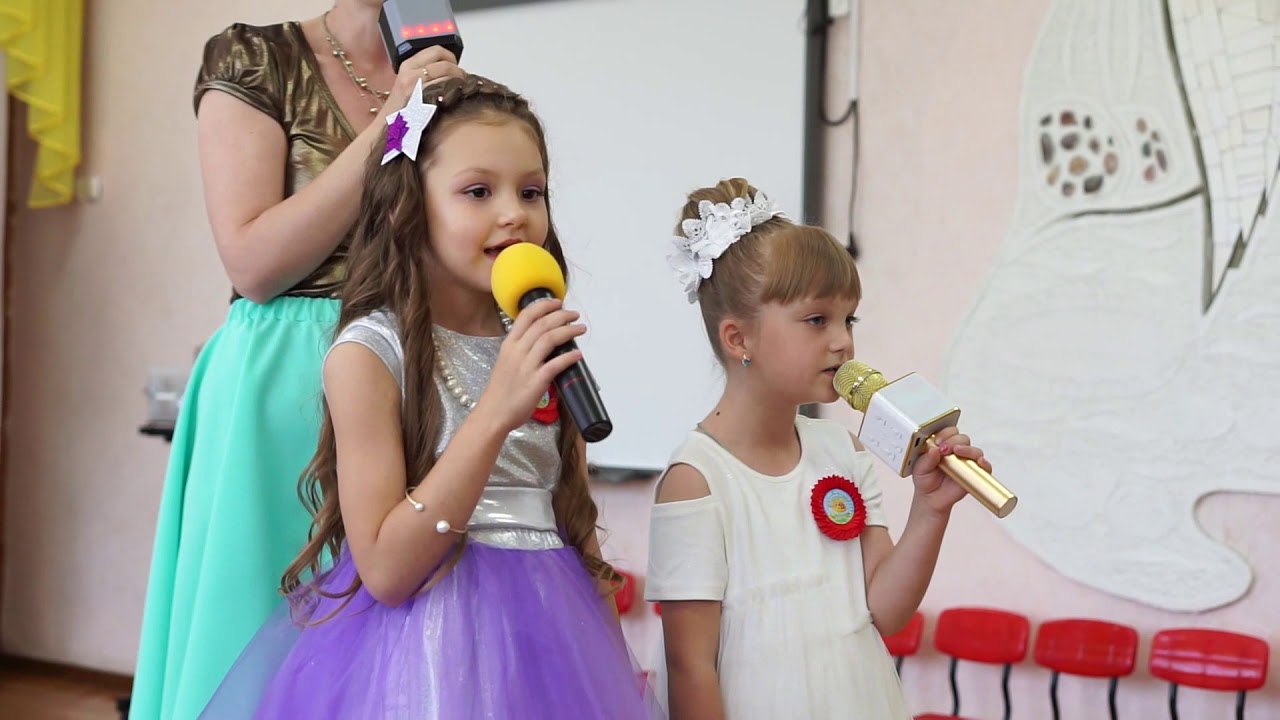 "Девочка с планеты Земля" - YouTube