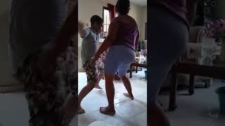 Mi Madre Y Mi Hijo En Bailadera