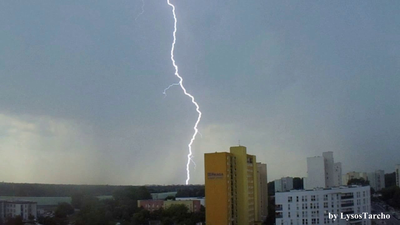 Downburst w Warszawie (Pioruny) -29.07.2019- Downburst in Warsaw ...