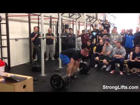 Mike Tuchscherer Deadlifting at StrongLifts London 2014