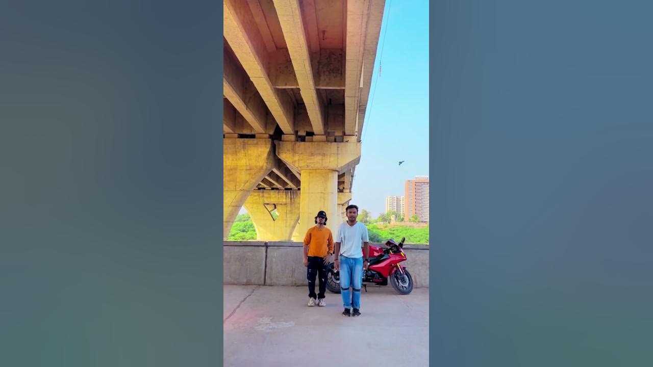 Koe Kahe Kehta Rahe  | Dil Chahta Hai | #shorts  #dance  #bollywood  #dilchahtahai