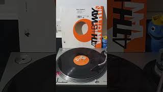 Mark Summers - Summers Magic ( Unit Mix ) + Summers Magic ( Original Mix ) - Fourth And Broadway