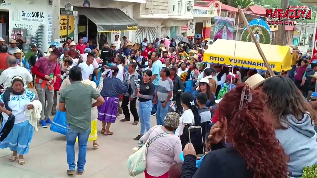 Fiesta del 8 de Septiembre en Chalcatongo De Hidalgo Oaxaca Gran recorridos Con Maracuya Tropical