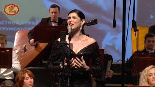Christelle Loury chante L' accordéoniste (Edith Piaf) à la Cathédrale de Königsberg