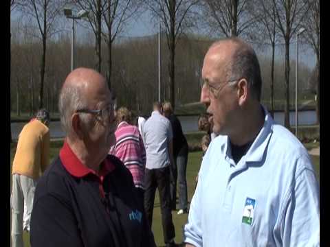 Typisch 9 TV bij de golfclub