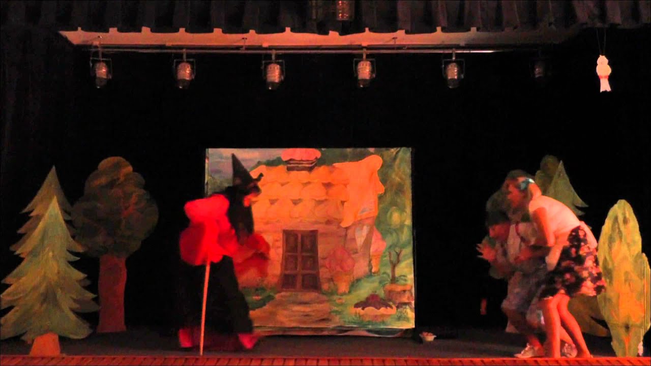 Jaś i Małgosia w Gminnym Ośrodku Kultury i Sportu w Stawiskach