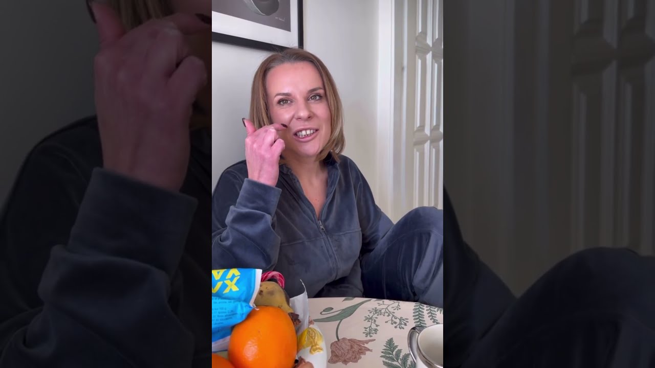 Готуюсь до поїздки в театр 💃🏼🕺🏼