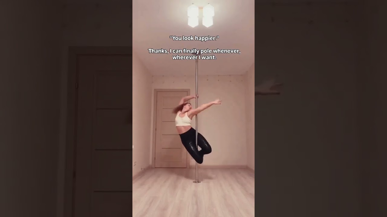 Pole Dance with Sticky Leggings