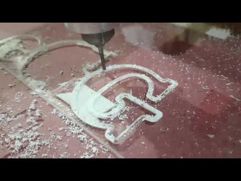 Cutting acrylic with homemade CNC